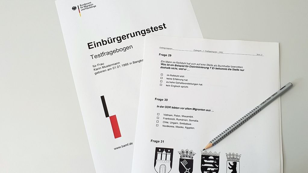 Einbürgerungstest 300 Fragen Online
